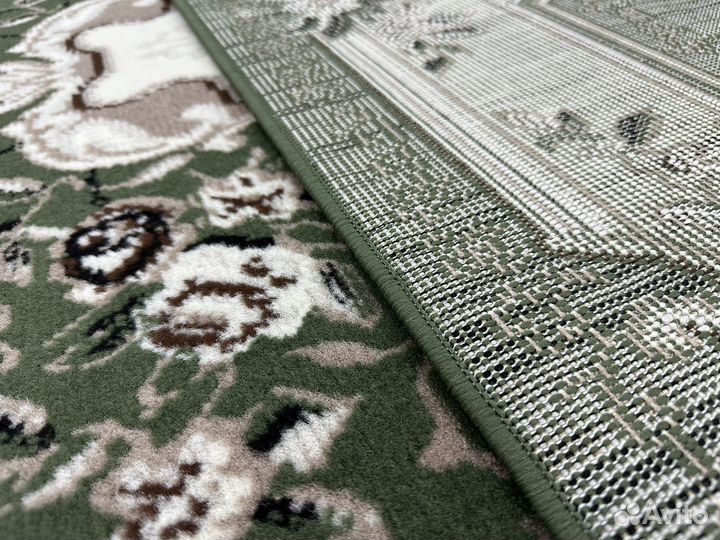 Ковер 1.5х3 новый, классический