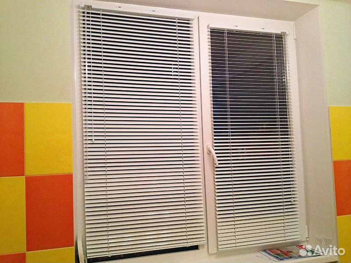 Жалюзи, шторы