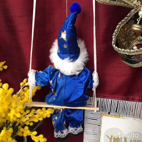 Клоун фарфоровый на качелях Германия