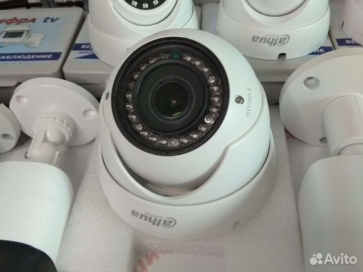 Комплект 11 камер видеонаблюдения Dahua микр