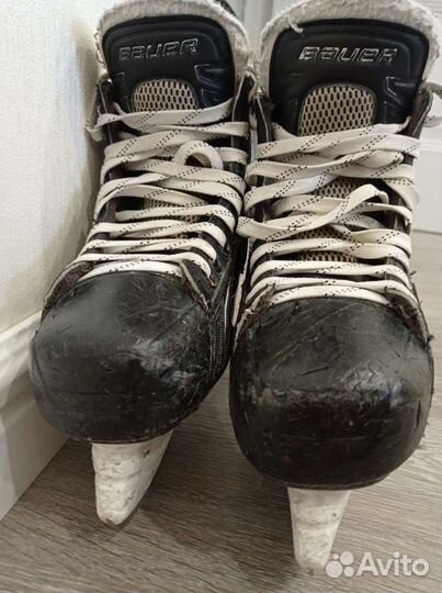 Хоккейные коньки bauer