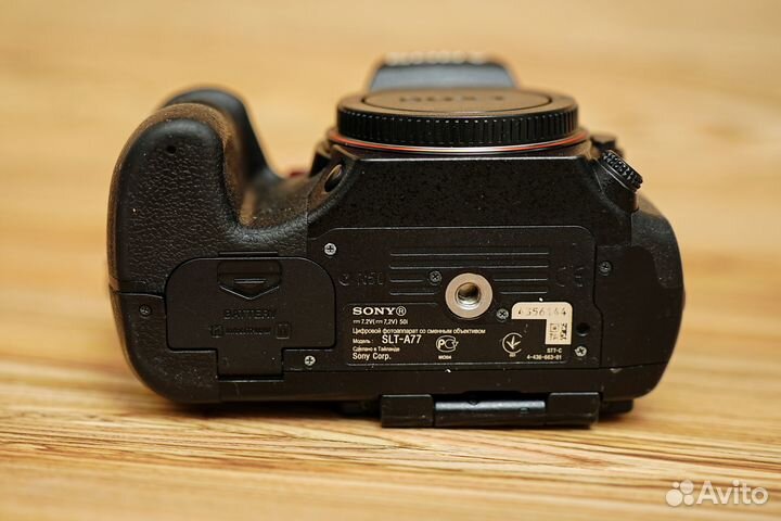 Фотоаппарат Sony A77 (SLT-A77)