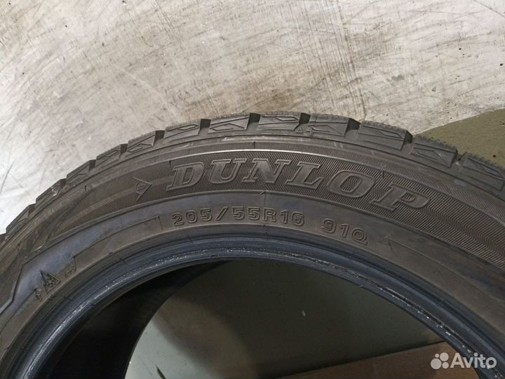 Dunlop Winter Maxx WM01 205/55 R16