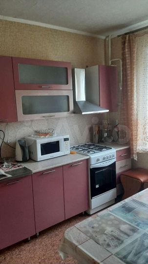 2-к. квартира, 52 м², 1/10 эт.