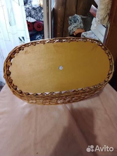 Корзина плетеная