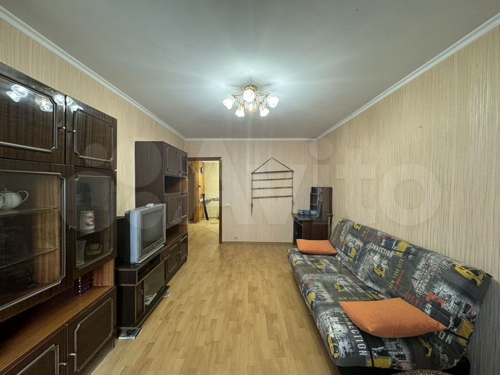 2-к. квартира, 56 м², 2/5 эт.