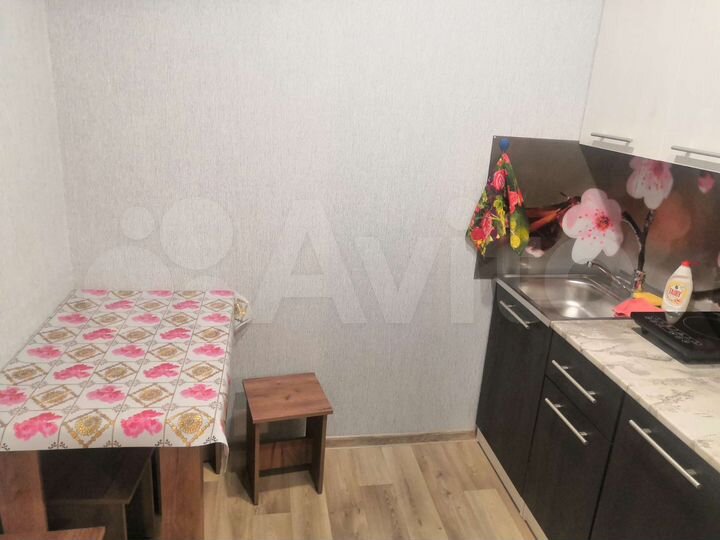 2-к. квартира, 35 м², 1/3 эт.