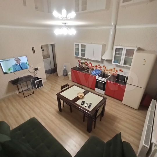 2-к. квартира, 60 м², 1/4 эт.