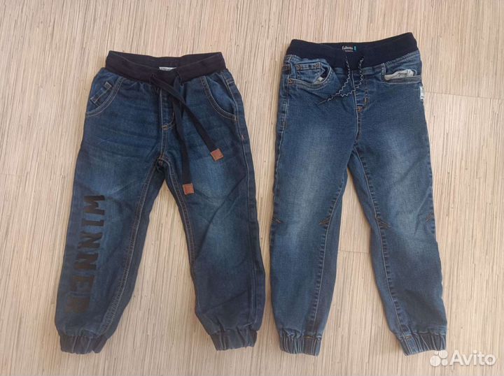 Одежда для мальчика р.110 (джинсы, кофты)