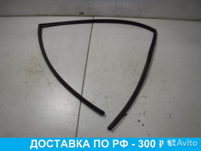 Уплотнитель стекла двери Toyota Corolla E12