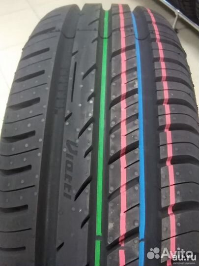 Viatti Strada Asimmetrico V-130 215/55 R17
