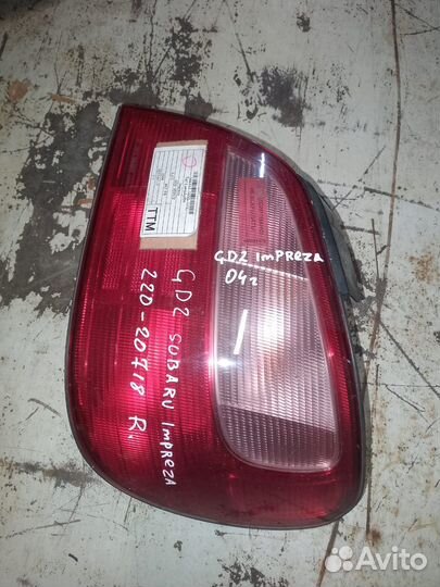 Стоп сигнал правый subaru Impreza
