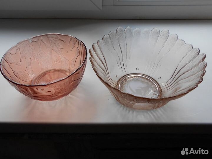 Посуда из розового стекла