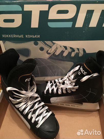Хоккейные коньки