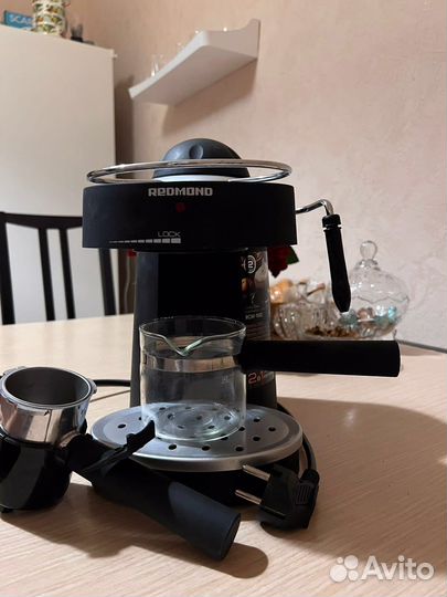 Кофеварка redmond rcm 1502