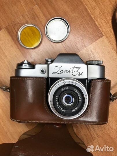 Фотоаппарат зенит 3м в кожаном чехле