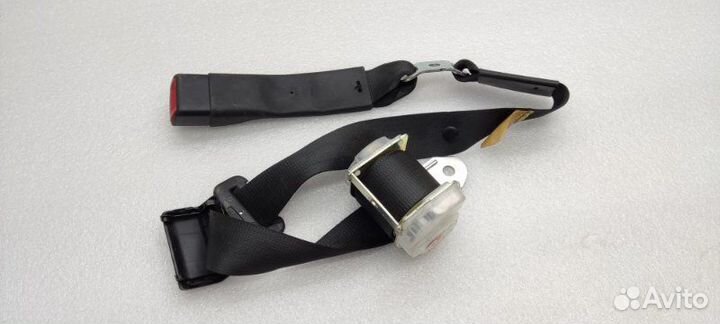 Ремень безопасности задний Toyota Camry (Xv50)