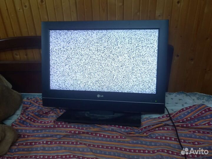 Телевизор LG 26LC51