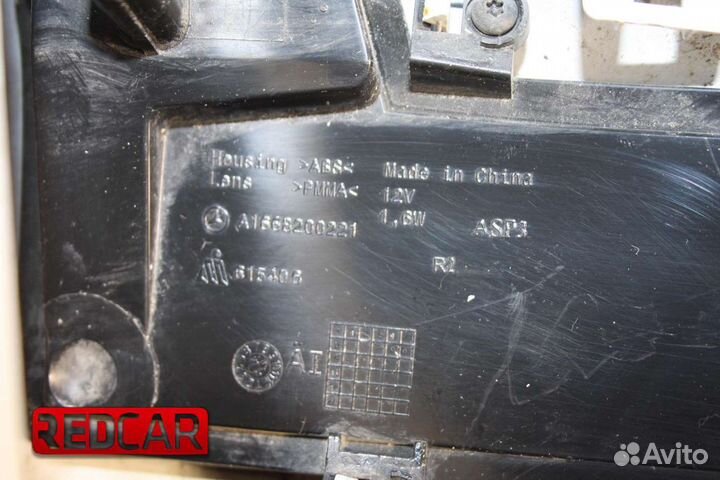 Крышка зеркала правого LED Mercedes W166 ML (12-16