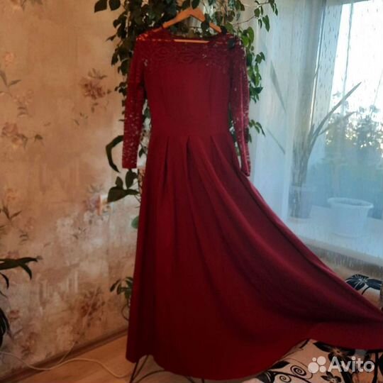 Вечернее платье в пол