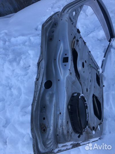 Продам дверь Тойота Спасио