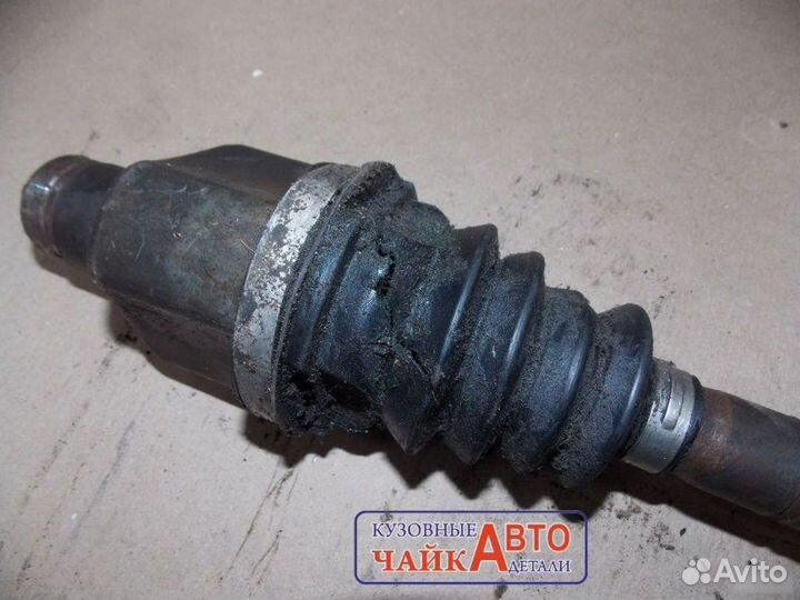 Привод правый Renault Sandero