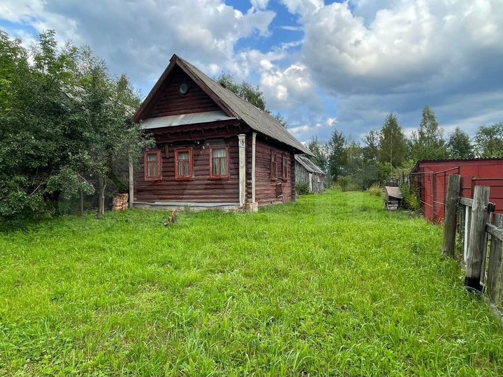 Дом 26,3 м² на участке 15 сот.