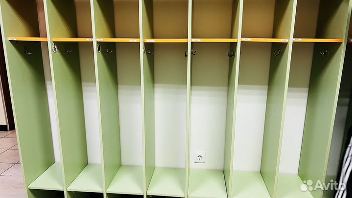 Шкафчики для раздевалки детские