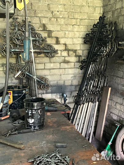 Кованый крест на могилу К4