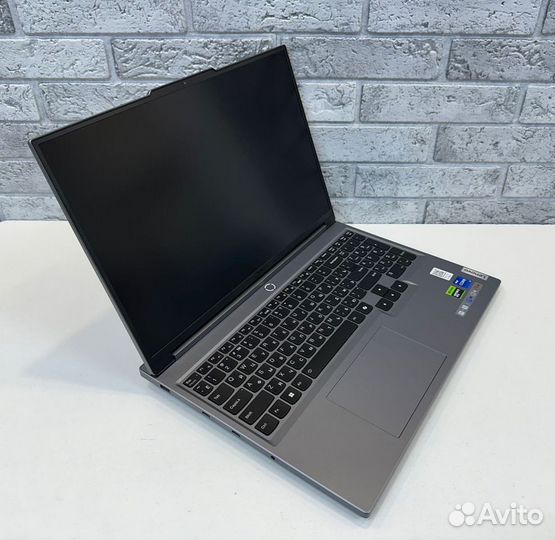 Ноутбук Lenovo Legion Y7000P IRX9 intel Core i7