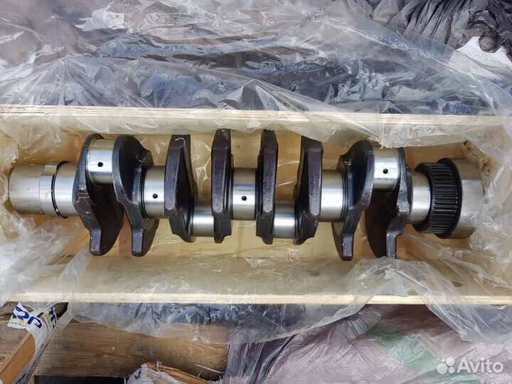 Коленвал 21264836 volvo BL 61/71