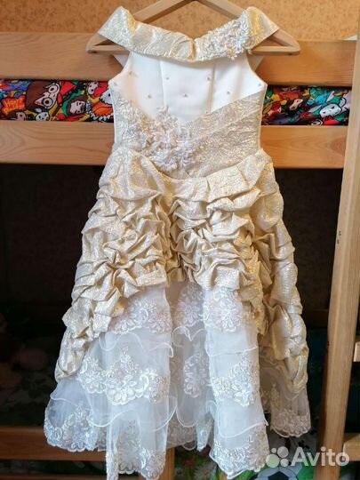 Нарядное платье для девочки