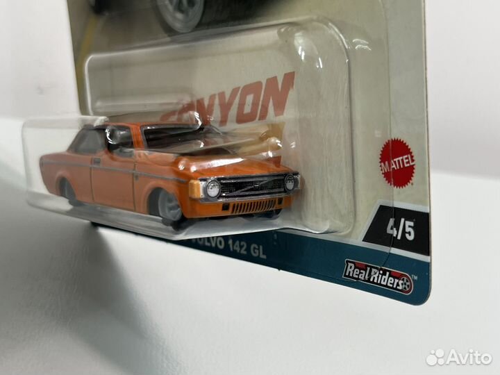 Hot wheels premium volvo