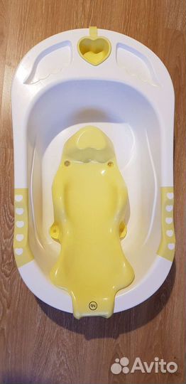 Ванночка для купания с горкой happy baby