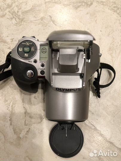 Пленочный фотоаппарат olympus is-200