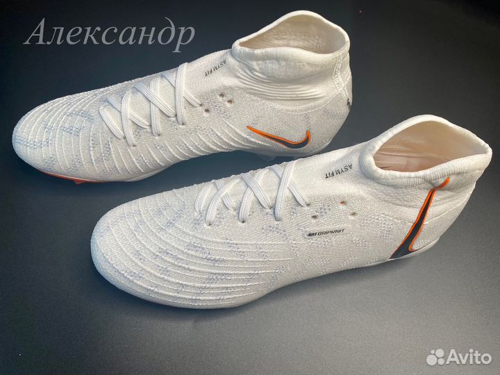 Футбольные бутсы Nike phantom