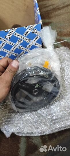 Насос гидроусилителя руля Mitsubishi Outlander I