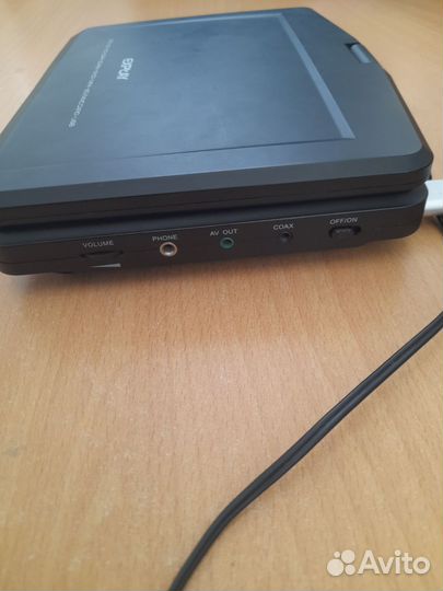 Портативный dvd плеер