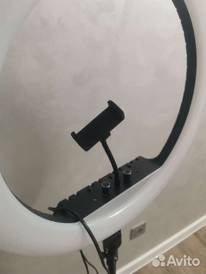 Кольцевая лампа со штативом