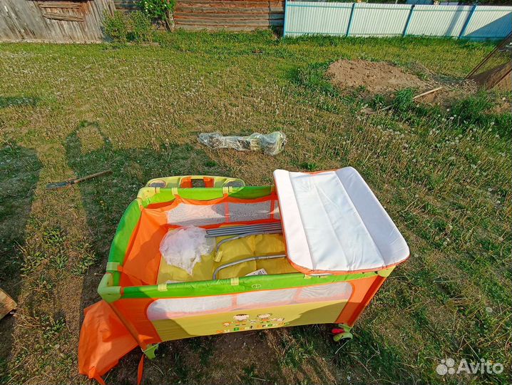 Детская кроватка трансформер с маятником