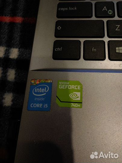 Ноутбук asus