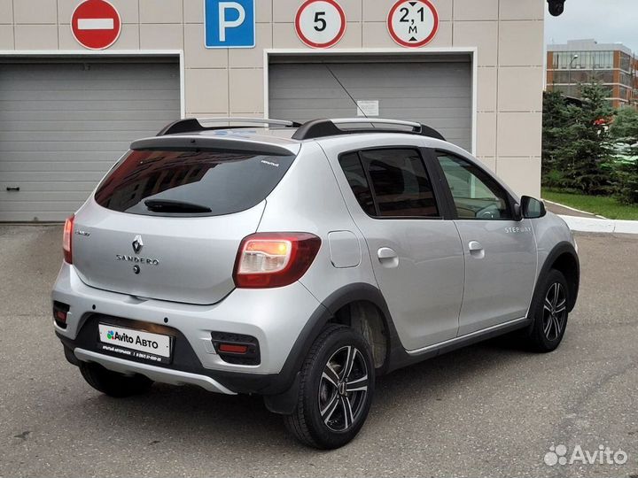 Renault Sandero Stepway 1.6 МТ, 2016, 124 027 км