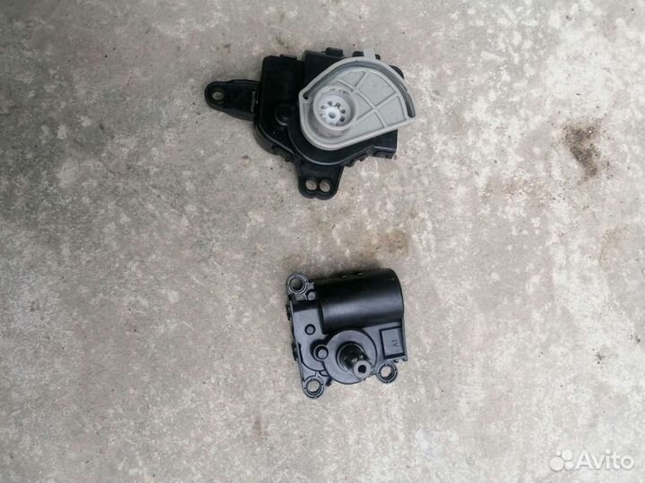 Сервопривод печки Hyundai Sonata 6 YF