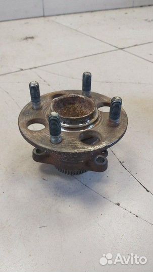 Ступица задняя правая Hyundai Solaris