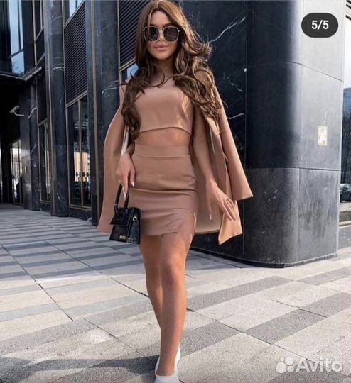 Костюм женский