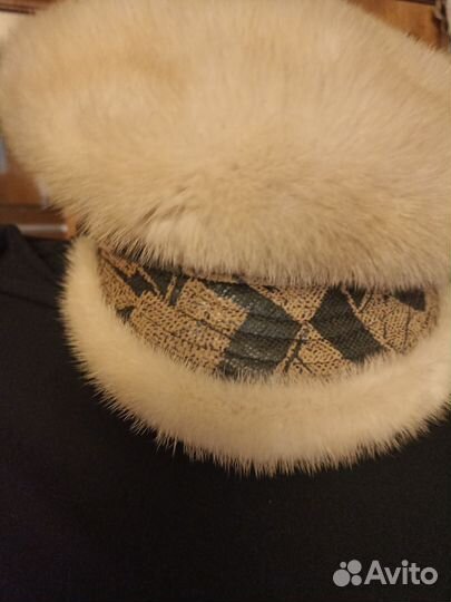 Шляпа женская., кожа