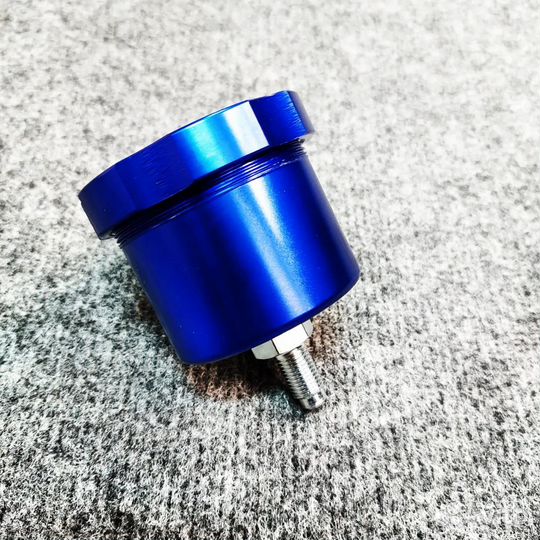 Бачок для тормозной жидкости (разные цвета) (Чёрны