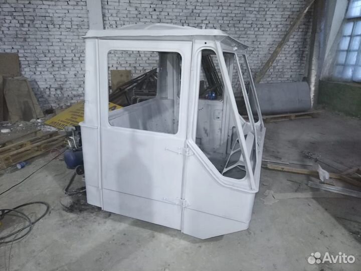 Продам кабину Т-150 к