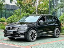 Volkswagen Tiguan 2.0 AMT, 2021, 55 843 км, с пробегом, цена 3 040 000 руб.