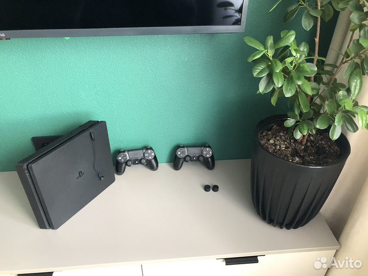 Sony PS4 slim 500gb 9.00